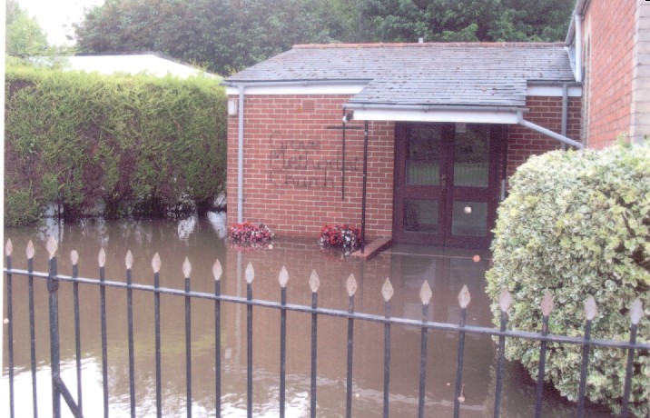 Flood in Vale Avenue